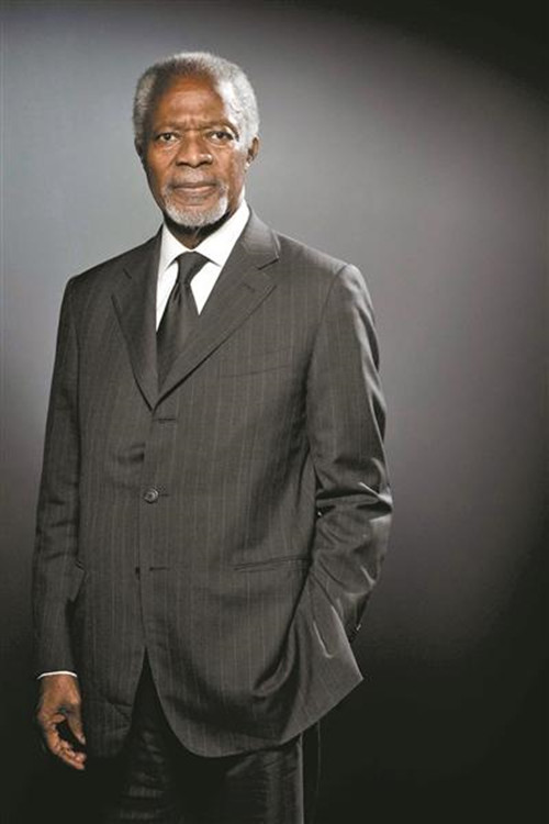 安南安南1938年4月8日生于西非国家加纳库马西市一个名门望族.